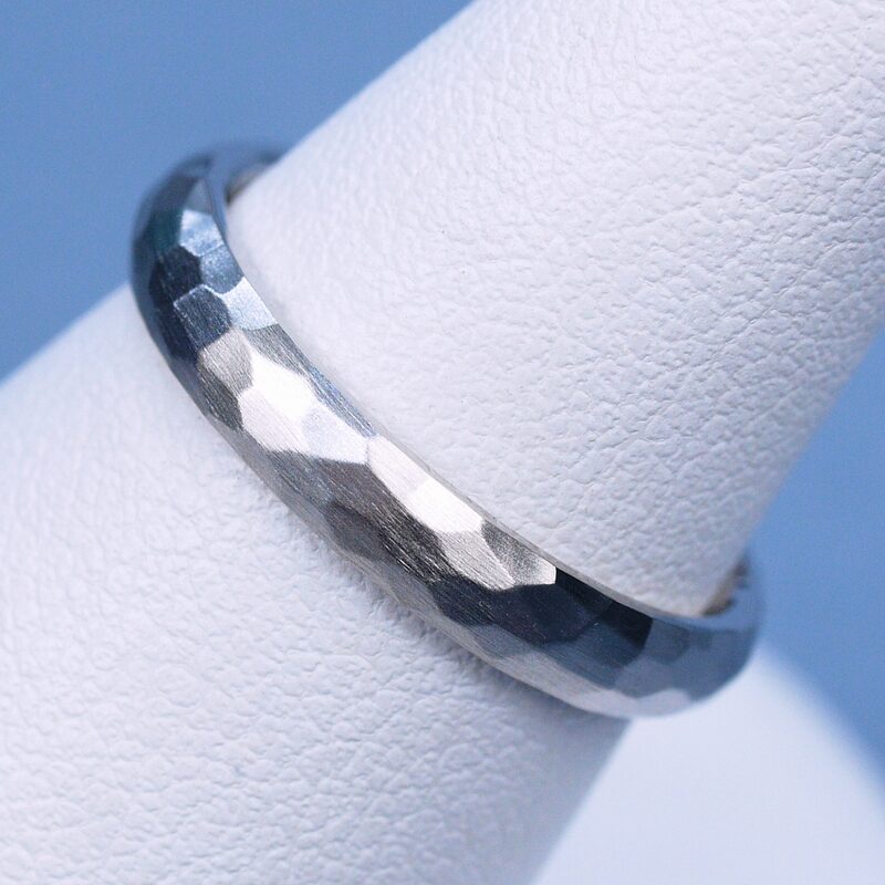 結婚指輪 ハンマー 槌目 プラチナ 幅 3.0ミリ