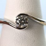 0.33ctのダイヤモンド、新しいオーダーメイドの婚約指輪