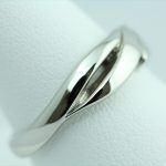 結婚指輪　【0.17ct】【彫り留め】Pt900プラチナ