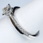 プリンセスカット 婚約指輪