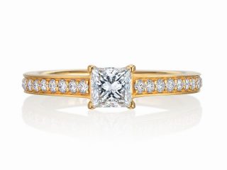 婚約指輪 プリンセスカット 0.41ctダイヤモンド E VS1　ゴールド