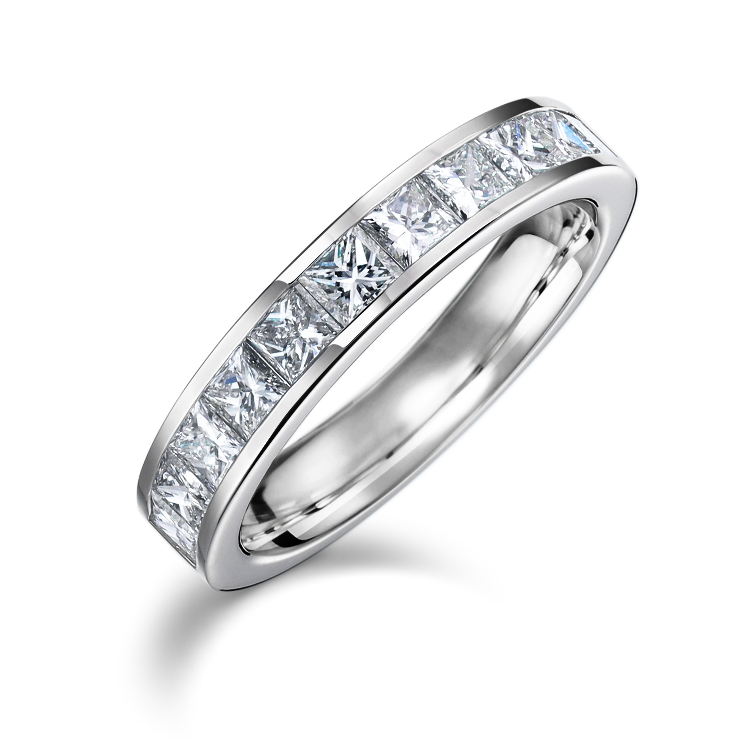 豪華な結婚指輪として 0 97カラット 2 5ミリのプリンセスカットを使ったエタニティリングです オーダーメイド通販 山梨 甲府のジュエリーブランドizuru