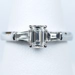 0.50カラットダイヤモンド　エメラルドカット　婚約指輪