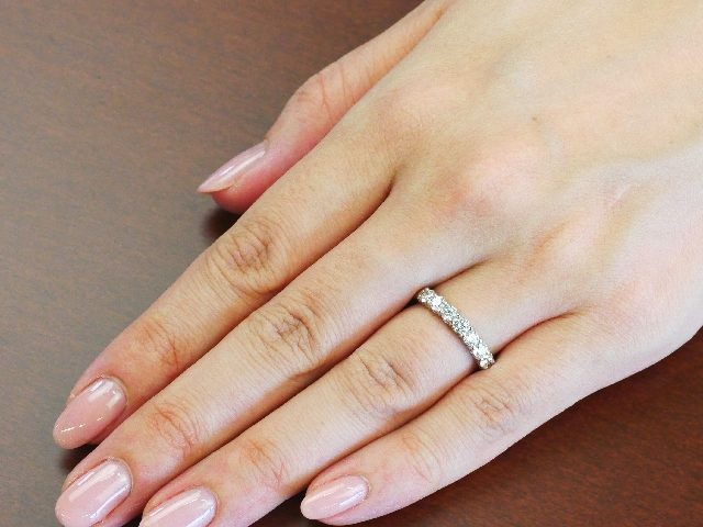 エタニティリングを結婚指輪として使う 普段使いに向いているデザイン ブログ 山梨 甲府のジュエリーブランドizuru