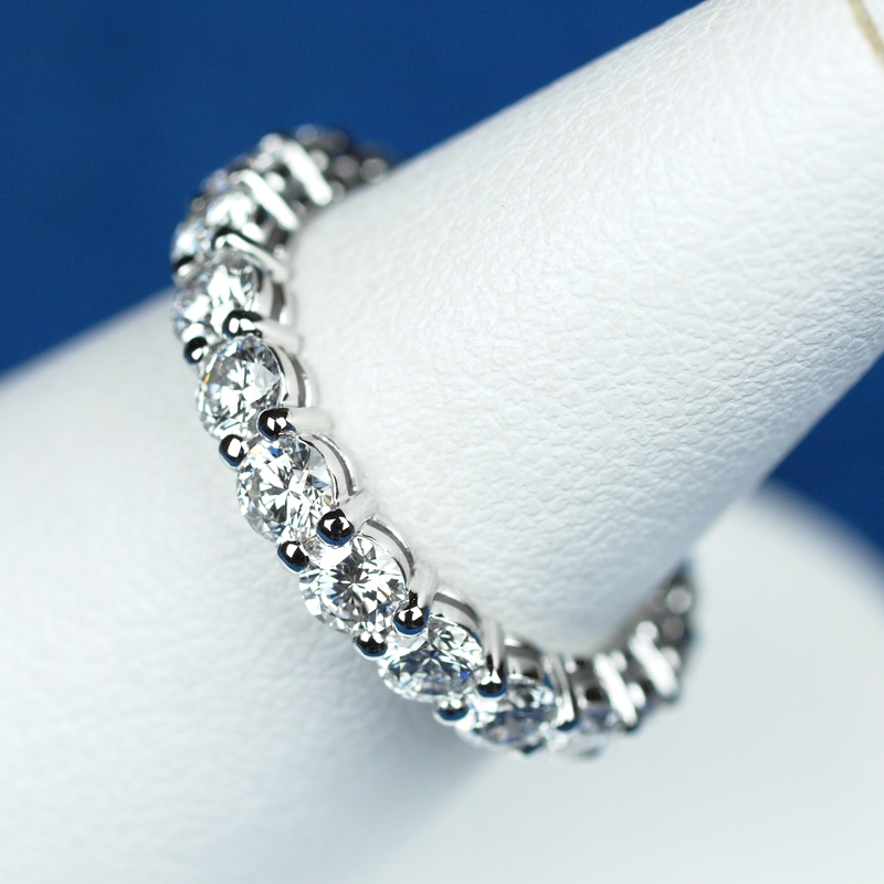 不変の美しいデザイン フルエタニティリング 直径3.0ミリのダイヤモンドを使いました。 | オーダーメイド通販 | 山梨・甲府のジュエリー