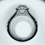クッションカット 婚約指輪
