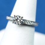 婚約指輪 Dカラー ダイヤモンド